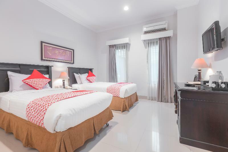 534 Sriwijaya Hotel Jakarta Buitenkant foto
