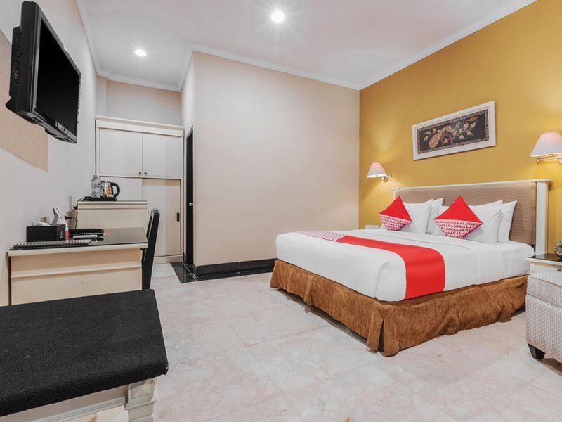 534 Sriwijaya Hotel Jakarta Buitenkant foto